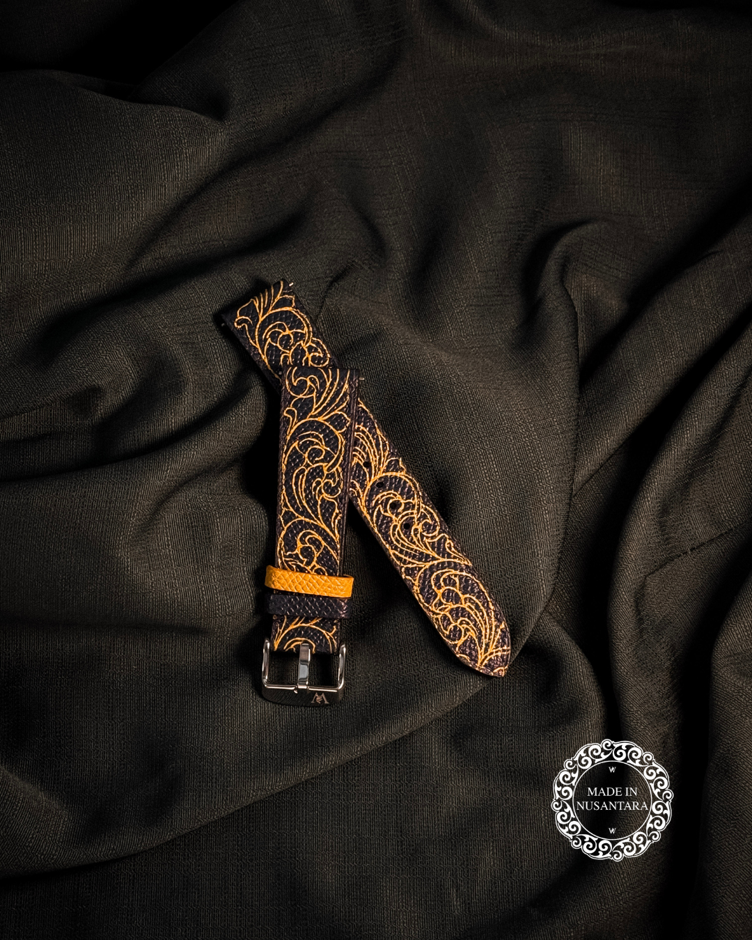 Nilam Leather Strap